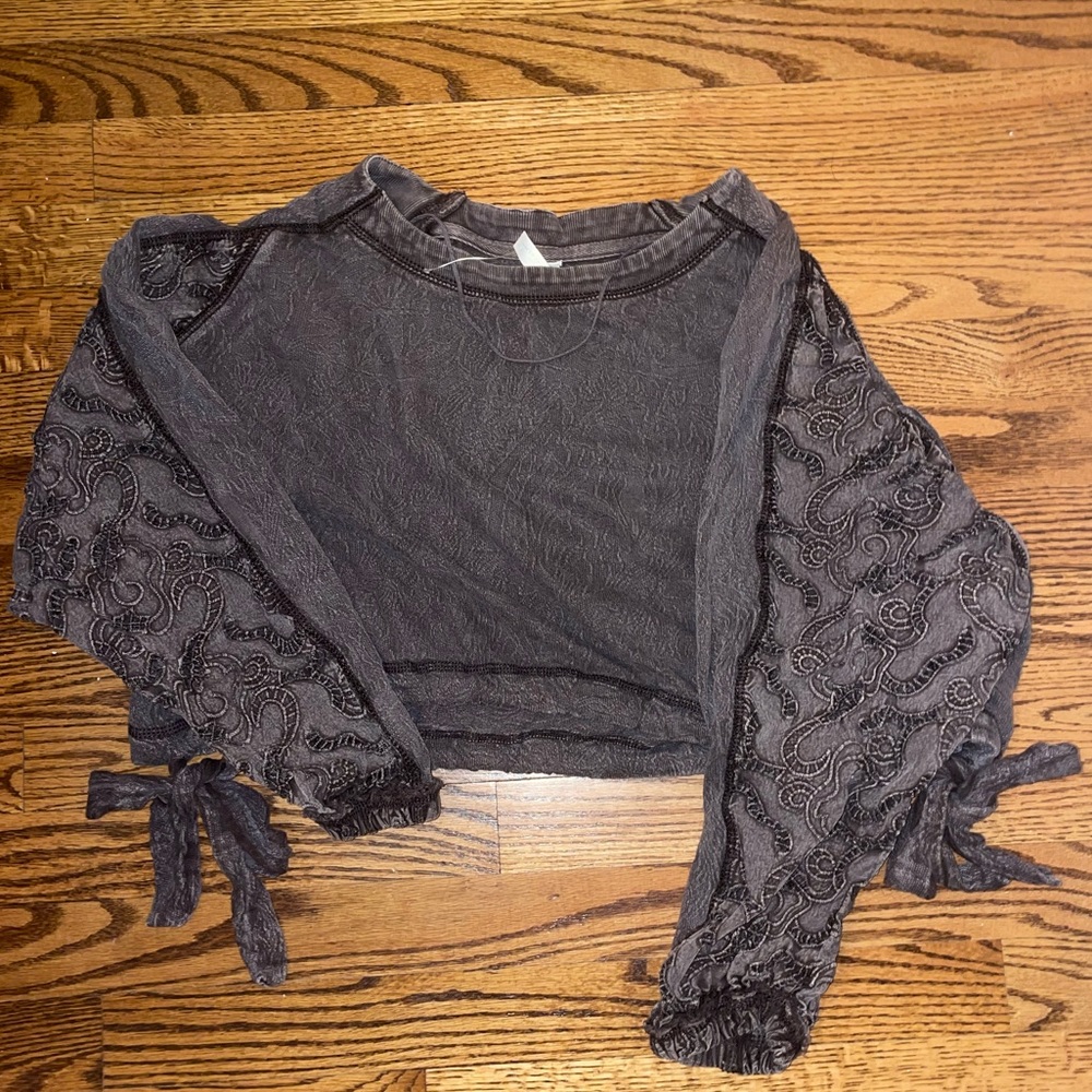 Free People cropped sweatshirt